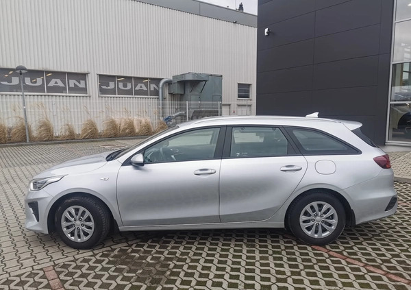 Kia Ceed cena 73900 przebieg: 25458, rok produkcji 2021 z Wąbrzeźno małe 56